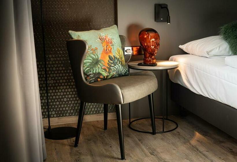 수피리어 룸, Loginn Hotel Stuttgart Zuffenhausen