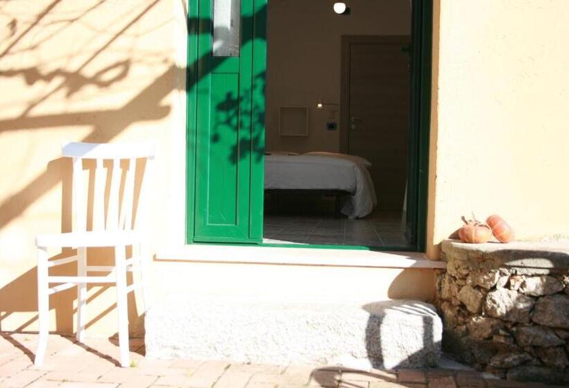 Quarto Estandar Vista Jardim, Agriturismo Alveare