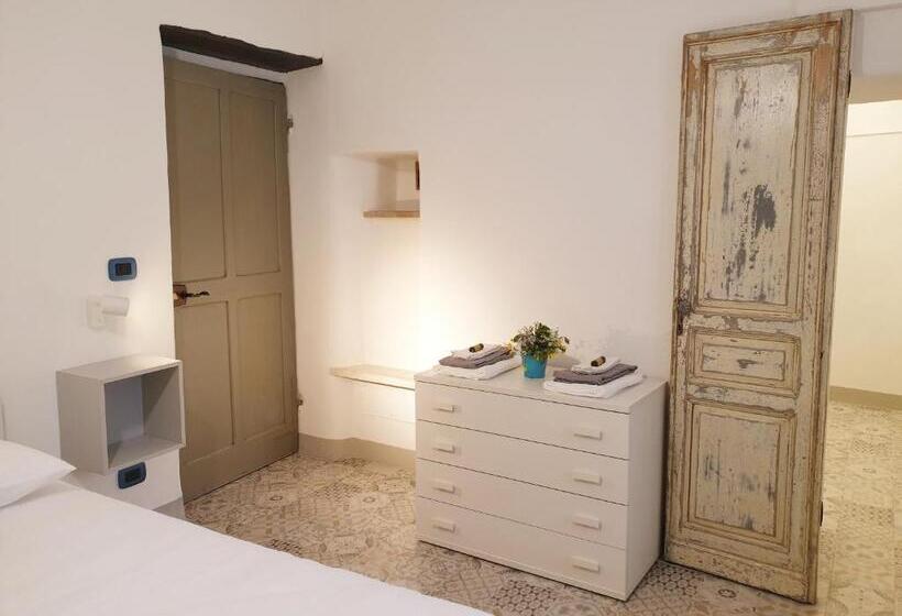 Quarto Estandar, Agriturismo Alveare