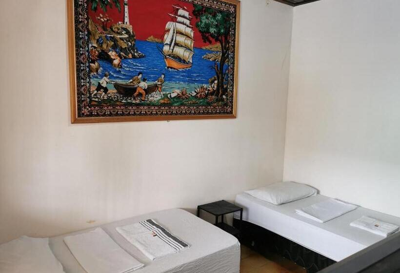 Номер Стандарт Совместная Ванная, Sos Hostel