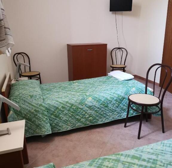 스탠다드 룸, Albergo Ristorante Pizzeria Del Viale