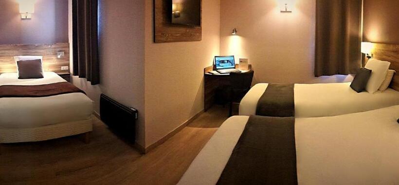 Номер Стандарт Трехместный, Brit Hotel Confort Pau Lons