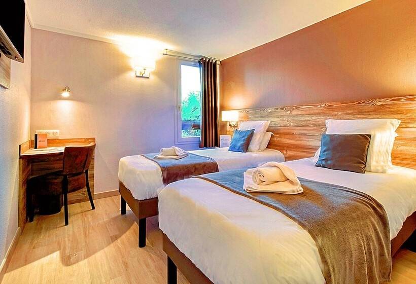 Номер Стандарт, Brit Hotel Confort Pau Lons