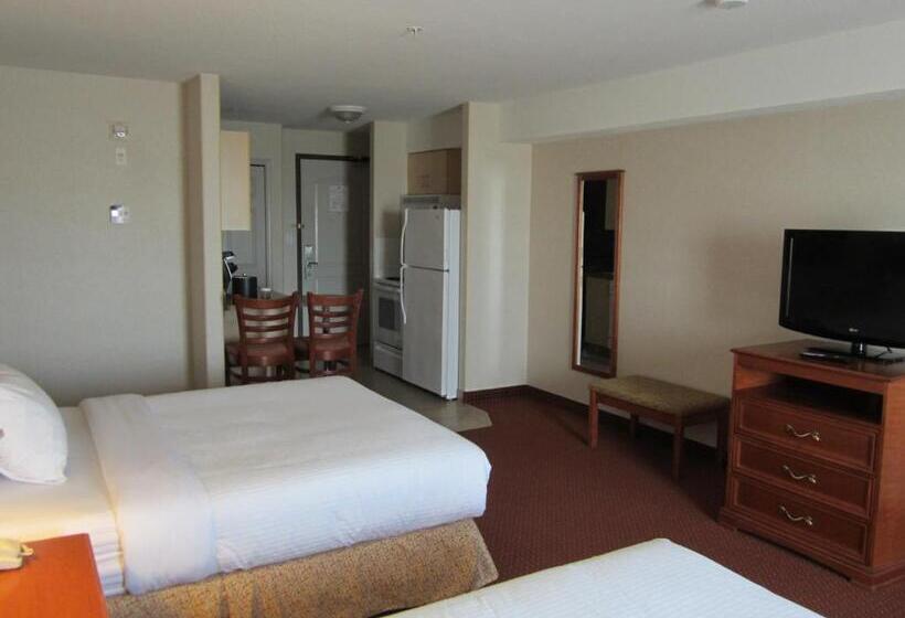 Номер Стандарт, Pomeroy Inn And Suites Dawson Creek