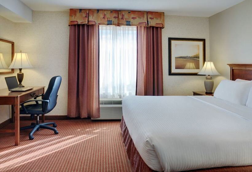 Family Suite, Pomeroy Inn And Suites Dawson Creek