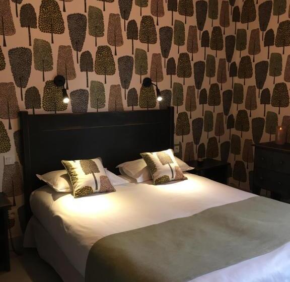 Номер Deluxe с Террасой, Hôtel Restaurants & Spa Perier Du Bignon