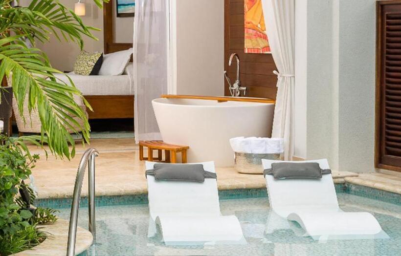 اتاق داخلی دلوکس, Sandals Barbados All Inclusive  Couples Only
