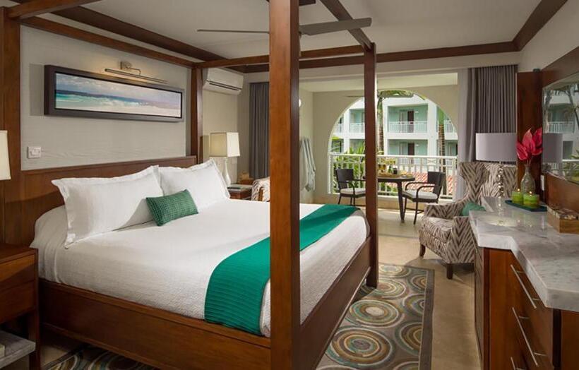 اتاق لوکس, Sandals Barbados All Inclusive  Couples Only