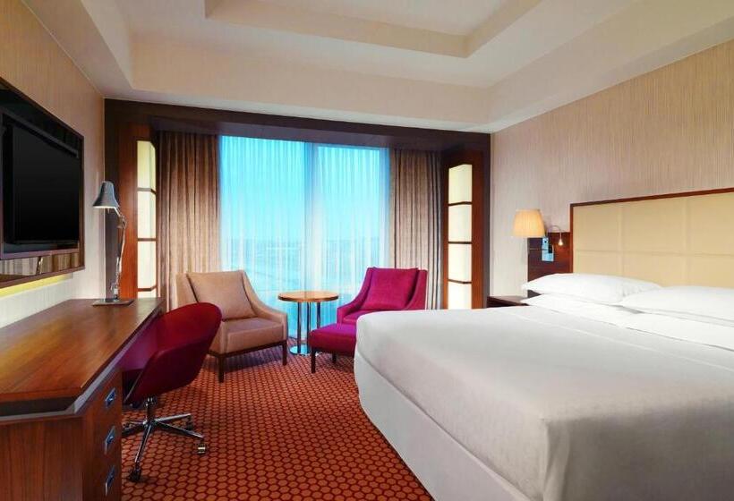 Club Room King Bed, Sheraton Bursa