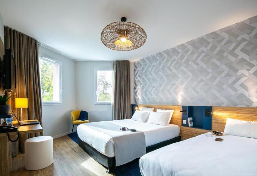 Номер Superior, The Originals Boutique Hotel Saint James, Montaigu Vendée, Nantes Sud