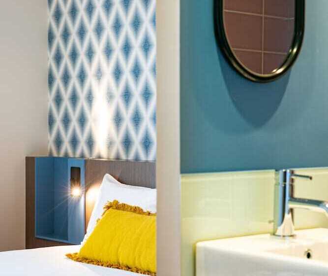 Номер Стандарт, The Originals Boutique Hotel Saint James, Montaigu Vendée, Nantes Sud
