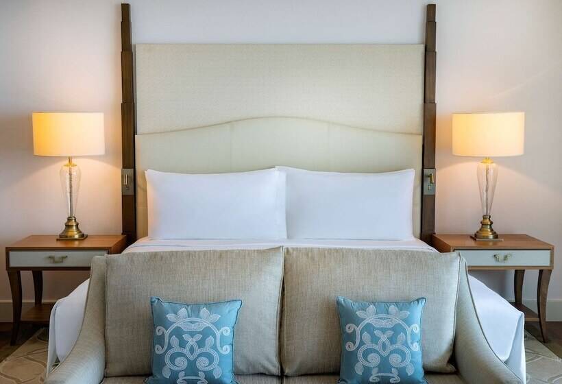 Номер Superior Кровать Кинг, Waldorf Astoria Dubai Palm Jumeirah