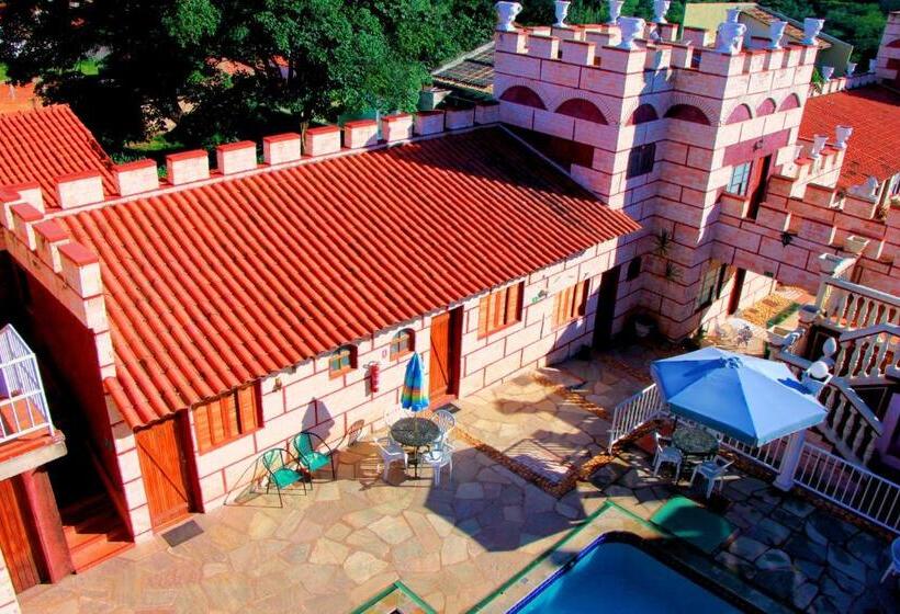 Номер Стандарт, Pousada Al Castello Di Giulietta E Romeo