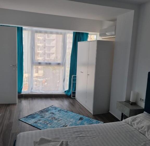 Апартаменты 1 Спальня Вид на Море, Denis Apartament 2 Camere