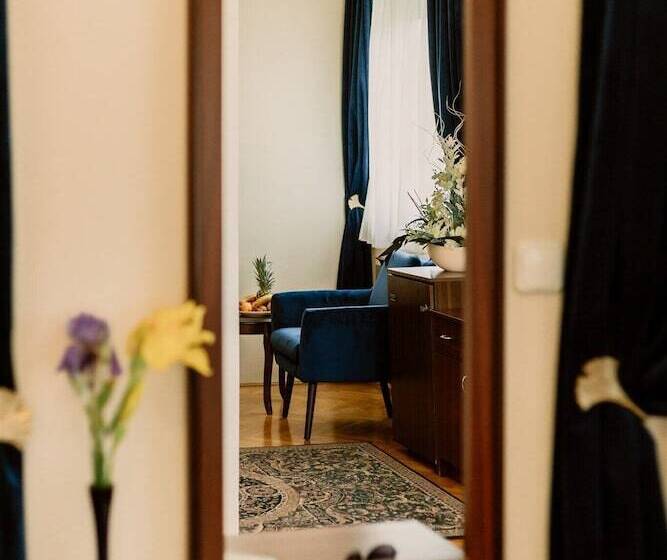 Номер Стандарт, Korona Pension And Restaurant