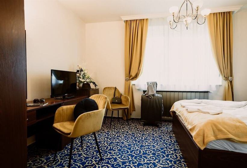 Номер Стандарт, Korona Pension And Restaurant