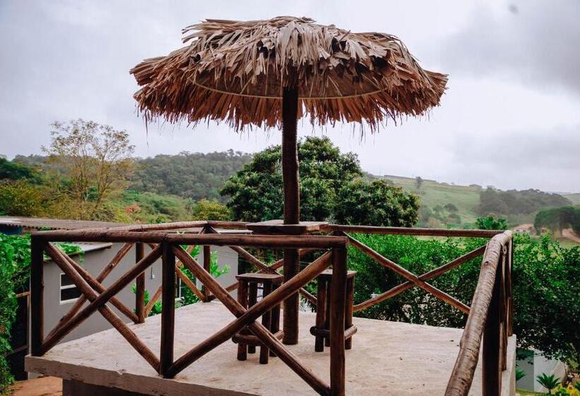 Люкс Вид на Бассейн, Pousada & Camping Recanto Dos Anjos Azuis