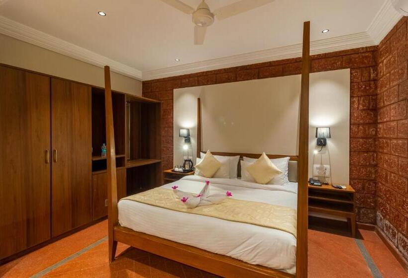 اتاق لوکس, R R Heritage Resort Pure Vegetarian