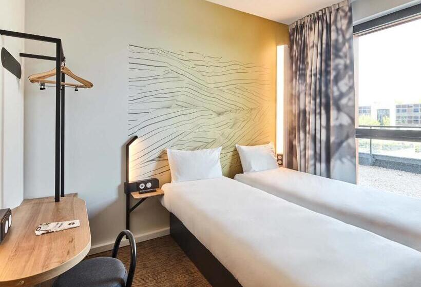 Номер Стандарт, B&b Hotel Argenteuil