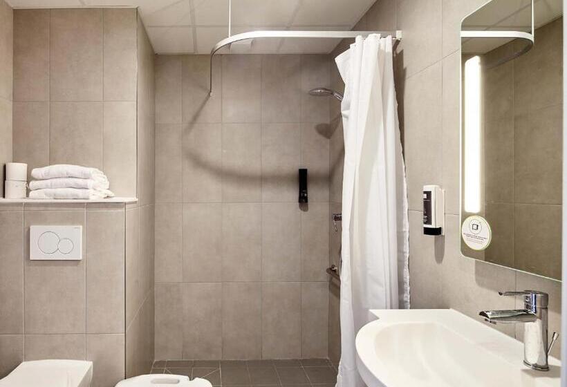 Номер Стандарт Адаптированный для Инвалидов, B&b Hotel Argenteuil