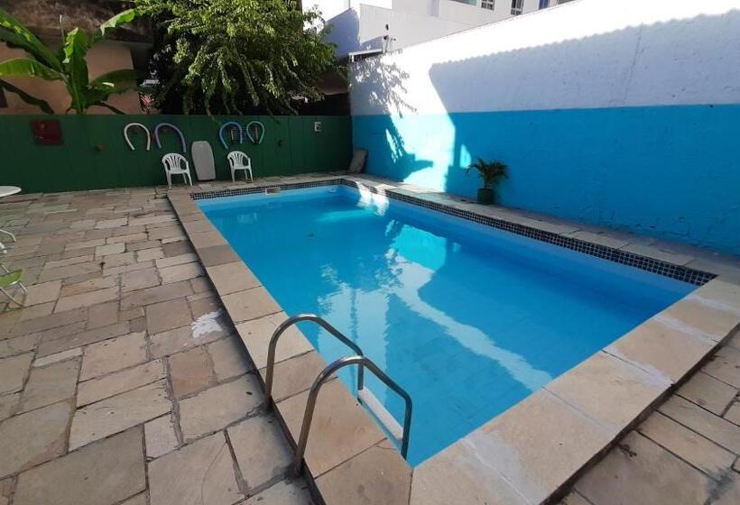 חדר קומפורט לשלושה, Regiane Beach Pousada Hostel