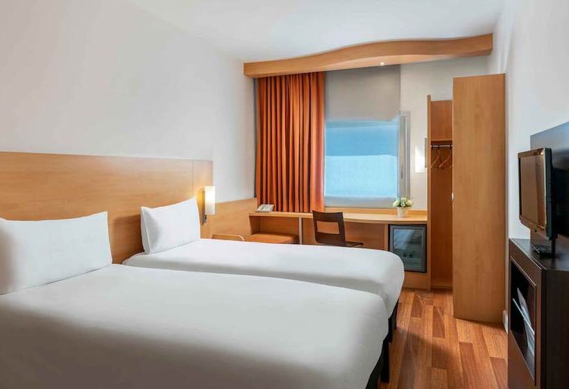 Quarto Estandar, Ibis Izmir Alsancak