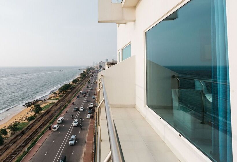 Номер Deluxe Вид на Море, Mirage  Colombo