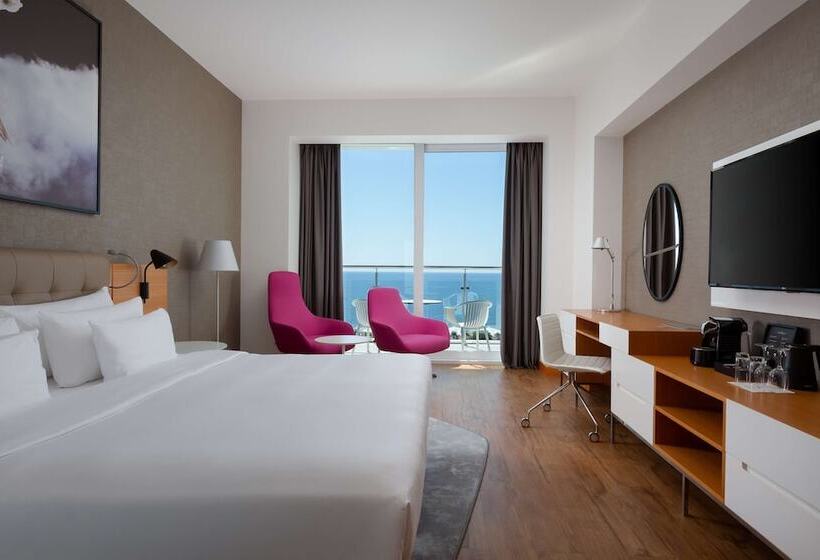 Habitación Premium Vista al Mar., Radisson Collection Paradise Resort And Spa, Sochi