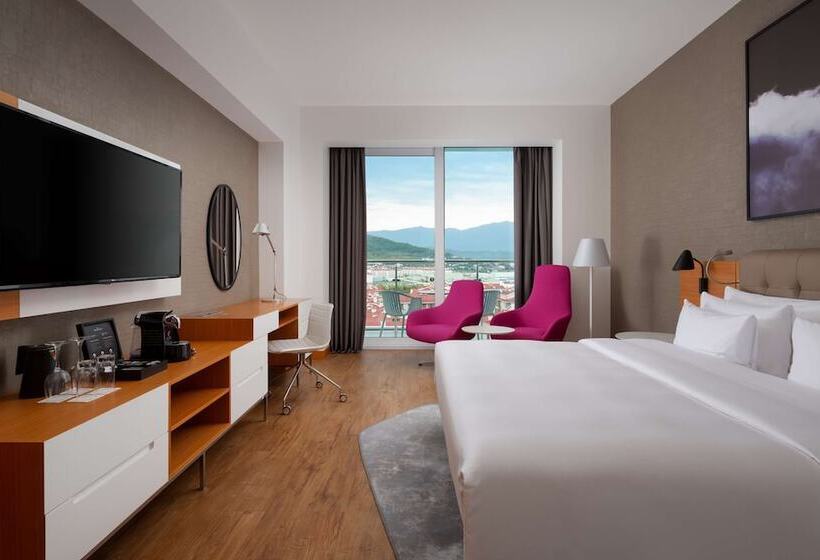 Номер Executive, Radisson Collection Paradise Resort And Spa, Sochi