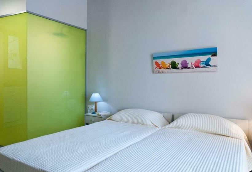 Estudio Standard Vista Mar Lateral, Magia Apartments