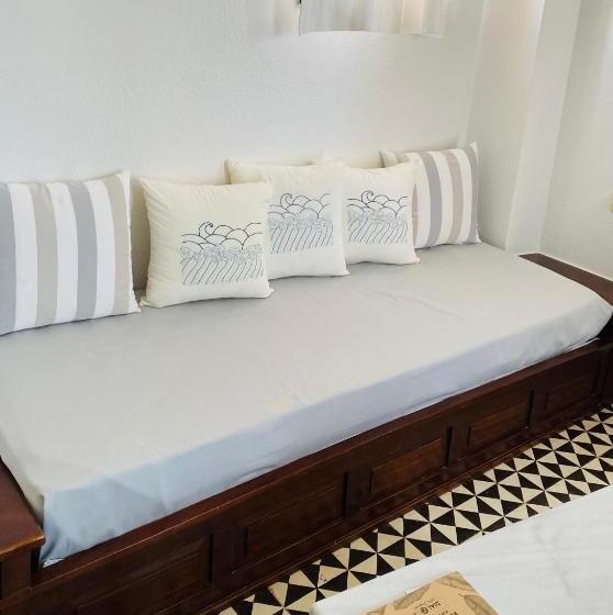 스탠다드 스튜디오, Palazzo Arhontiko Apartments