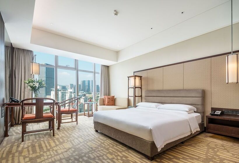 Номер Клуб, Hyatt Regency Qingdao