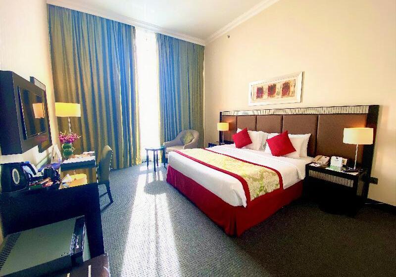 Люкс Повышенной Комфортности, Jaypee Greens Golf And Spa Resort