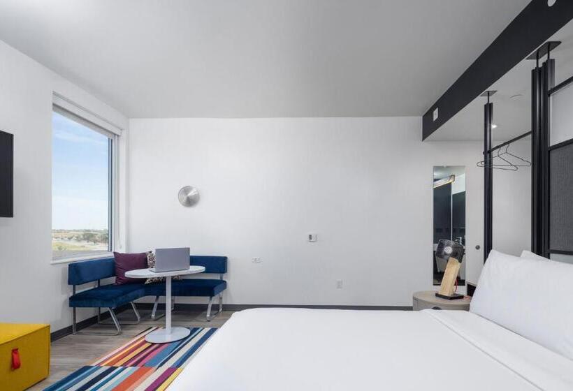 Номер Стандарт Кровать Кинг Адаптированный для Инвалидов, Aloft Oklahoma City Quail Springs