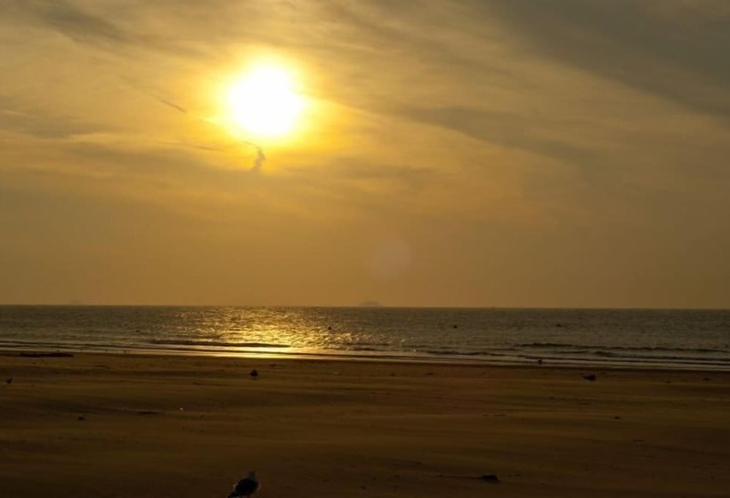 חדר דלוקס צדדי נוף לים, Eden Beach Saint Louis