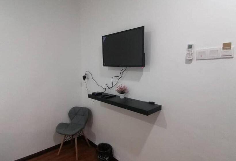 Номер Стандарт, Hi Techstay