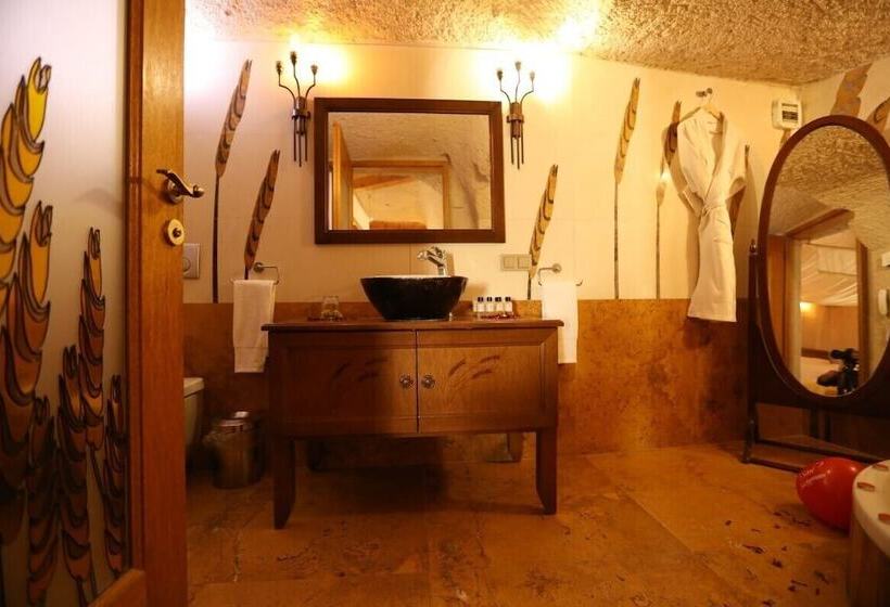 디럭스 스위트, Anatelein Boutique Cave