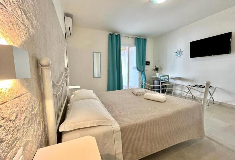 Номер Стандарт Вид на Сад, Angolo Mare Apartments & Rooms