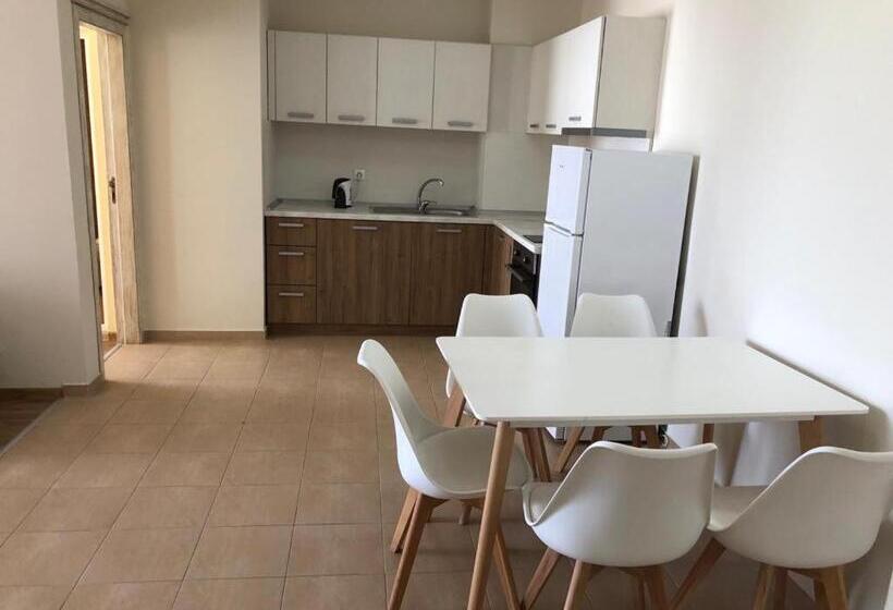 Апартаменты 1 Спальня Вид на Море, Flora Beach Private