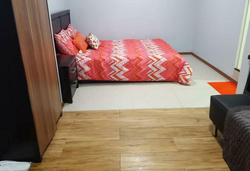 家庭间, Sn David Apartelle
