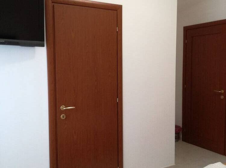 Quarto Estandar, Testa Gioacchino B&b