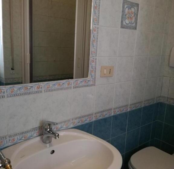 Quarto Estandar, Testa Gioacchino B&b