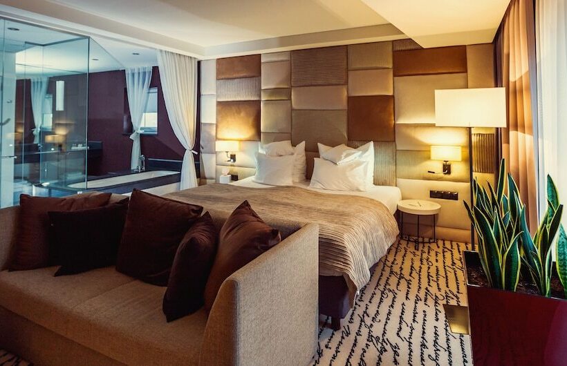 Номер Deluxe, Grand Hotel Boutique