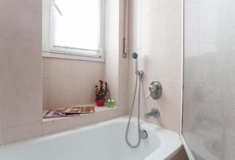 اتاق استاندارد یک نفره, iH Aparthotel Milano Argonne Park