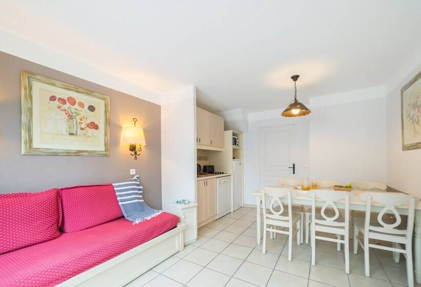 בית, 2 חדרי שינה, Village Pierre & Vacances Le Rouret
