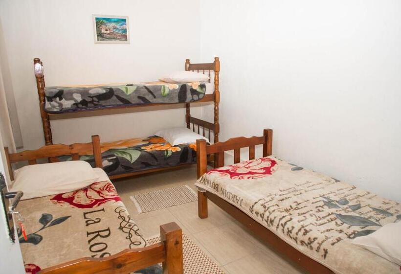 Quarto Deluxe, Pousada Fm Premium   Vila Capivari