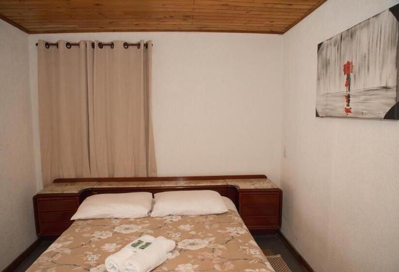 Suíte Familiar, Pousada Fm Premium   Vila Capivari