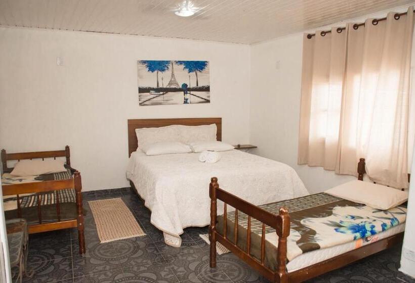 Quarto Deluxe, Pousada Fm Premium   Vila Capivari