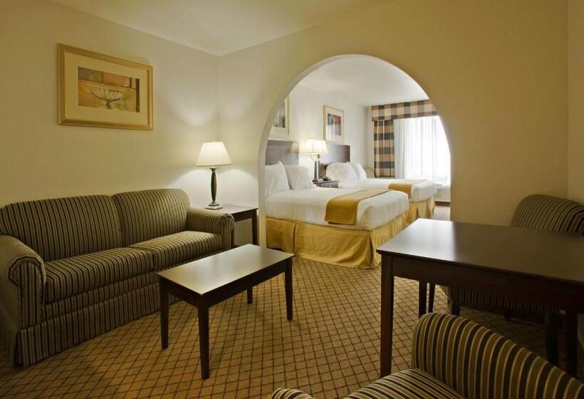 Люкс 2 Спальни, Holiday Inn Express Childress, An Ihg