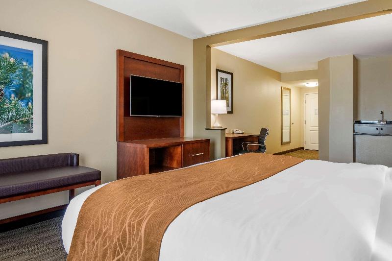 Люкс Кровать Кинг, Comfort Inn & Suites